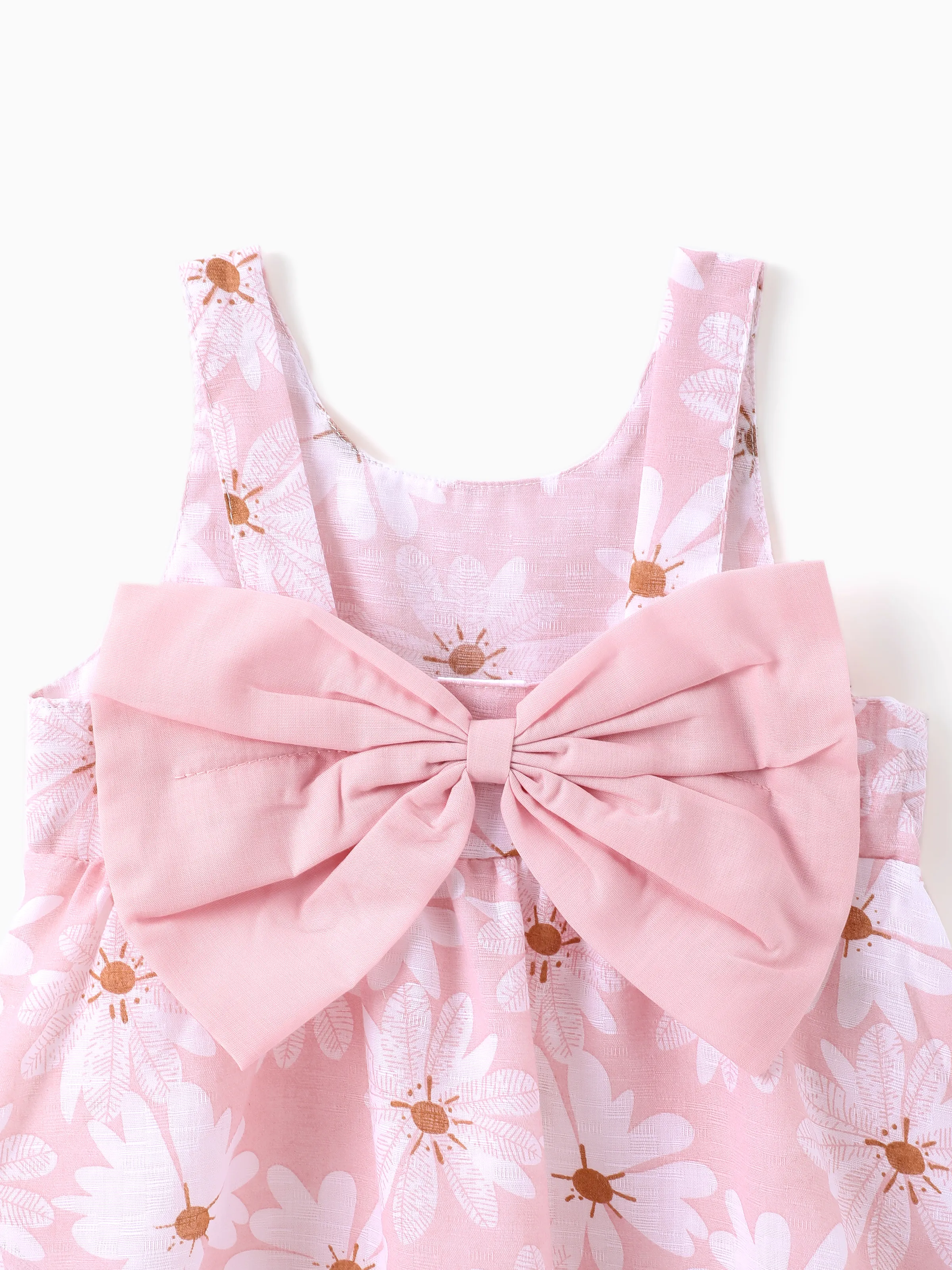 10902-2pcs-baby-girl-little-daisy-bowknot-dress-set-pink-5.webp 2pcs Baby Girl Little Daisy Bowknot Dress Set Pink