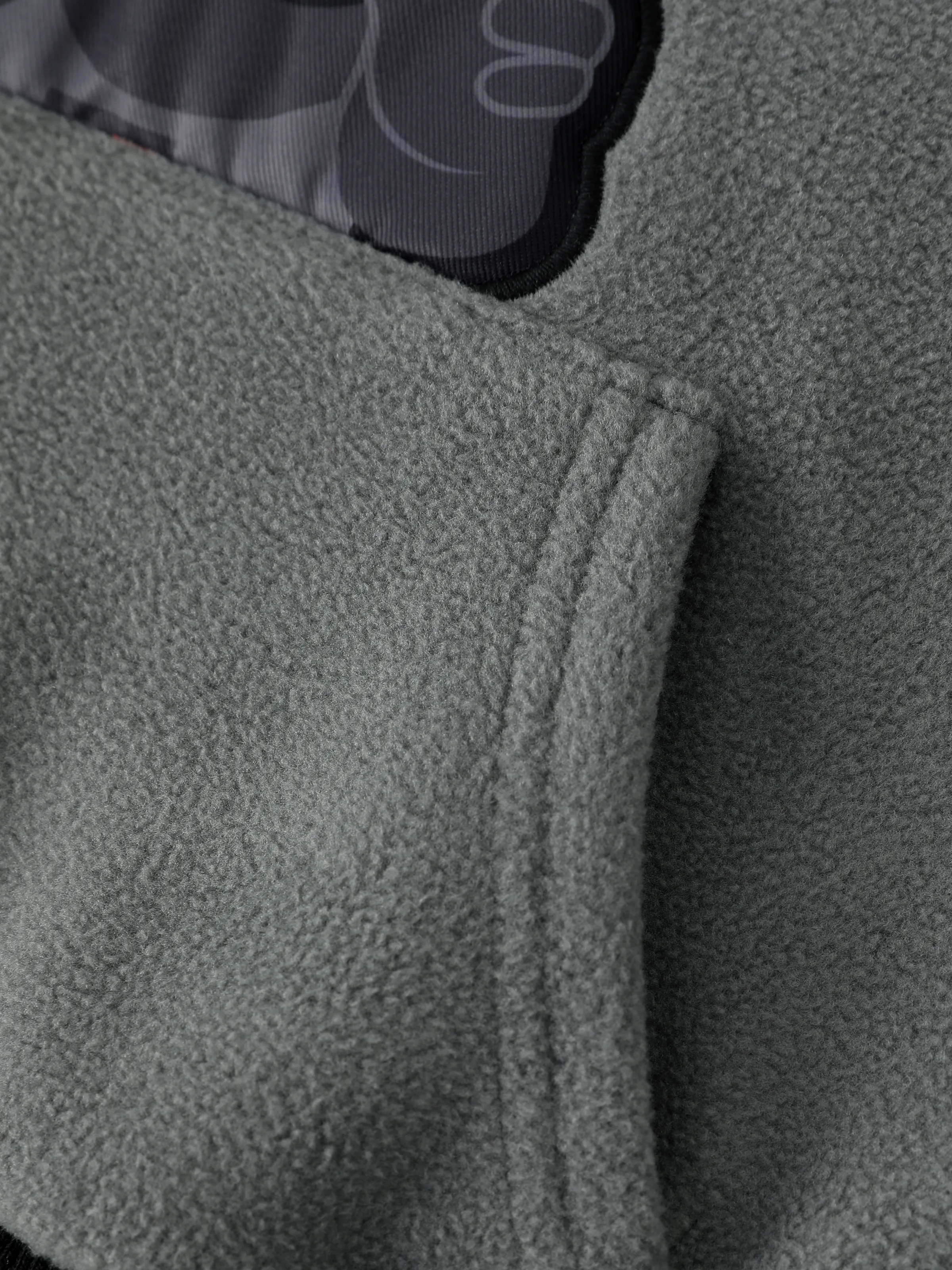 14443-star-wars-toddler-boy-darth-vader-polar-fleece-diagonal-pocket-hooded-sweatshirt-grey-7.webp Star Wars Toddler Boy Darth Vader Polar fleece Diagonal-Pocket Hooded Sweatshirt Grey