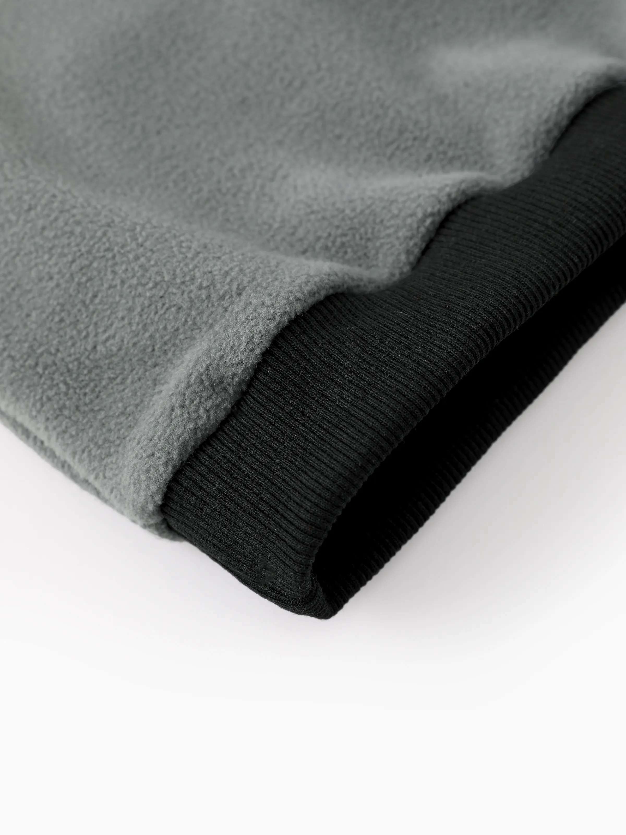 14443-star-wars-toddler-boy-darth-vader-polar-fleece-diagonal-pocket-hooded-sweatshirt-grey-8.webp Star Wars Toddler Boy Darth Vader Polar fleece Diagonal-Pocket Hooded Sweatshirt Grey