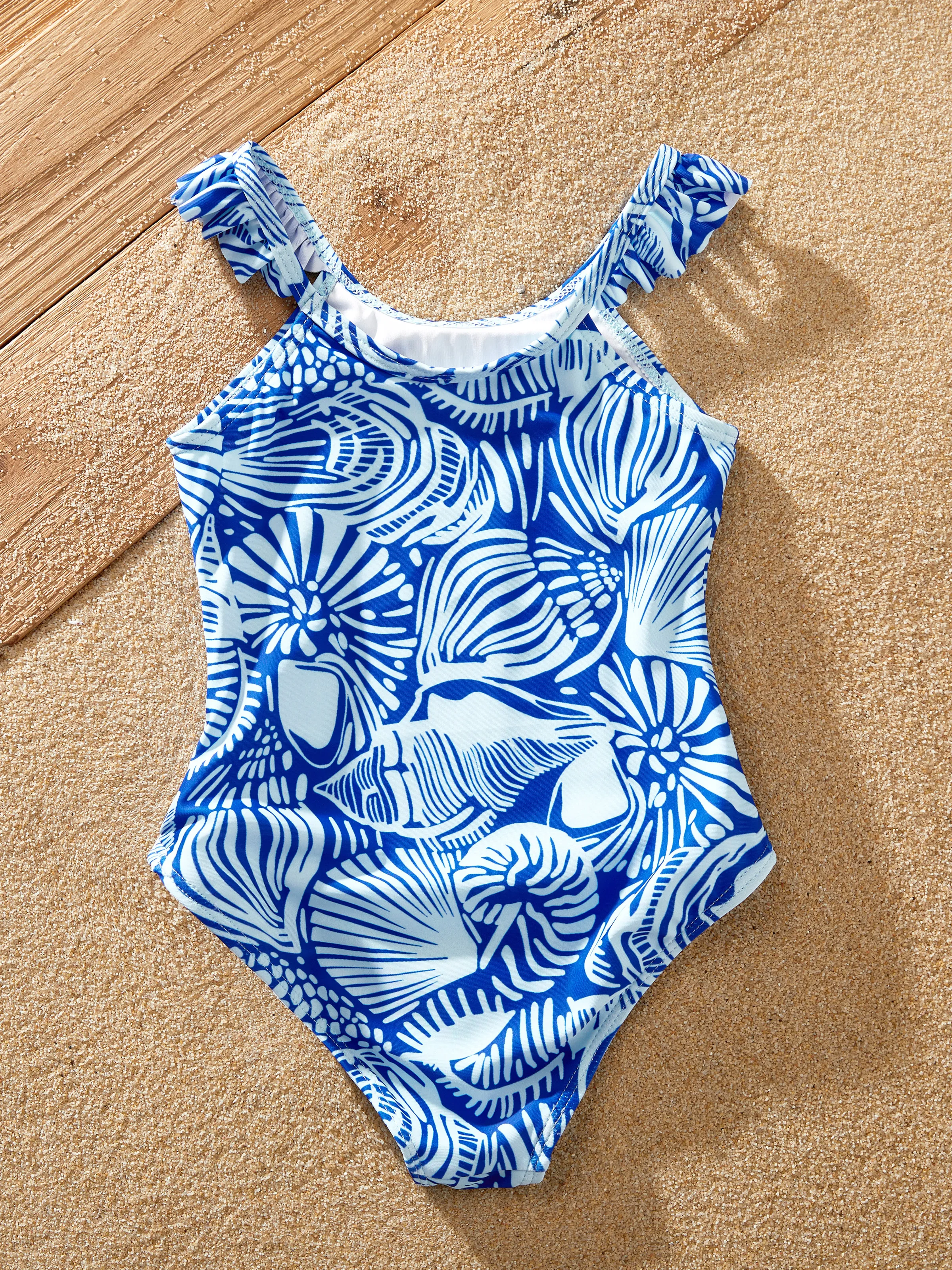 20093-toddler-girl-shell-print-swimwear-floral-two-piece-bikini-for-girls-perfect-for-beach-days-pool-parties-blue-3.webp Toddler Girl Shell Print Swimwear Floral two-piece Bikini for girls, Perfect for Beach Days & Pool Parties Blue