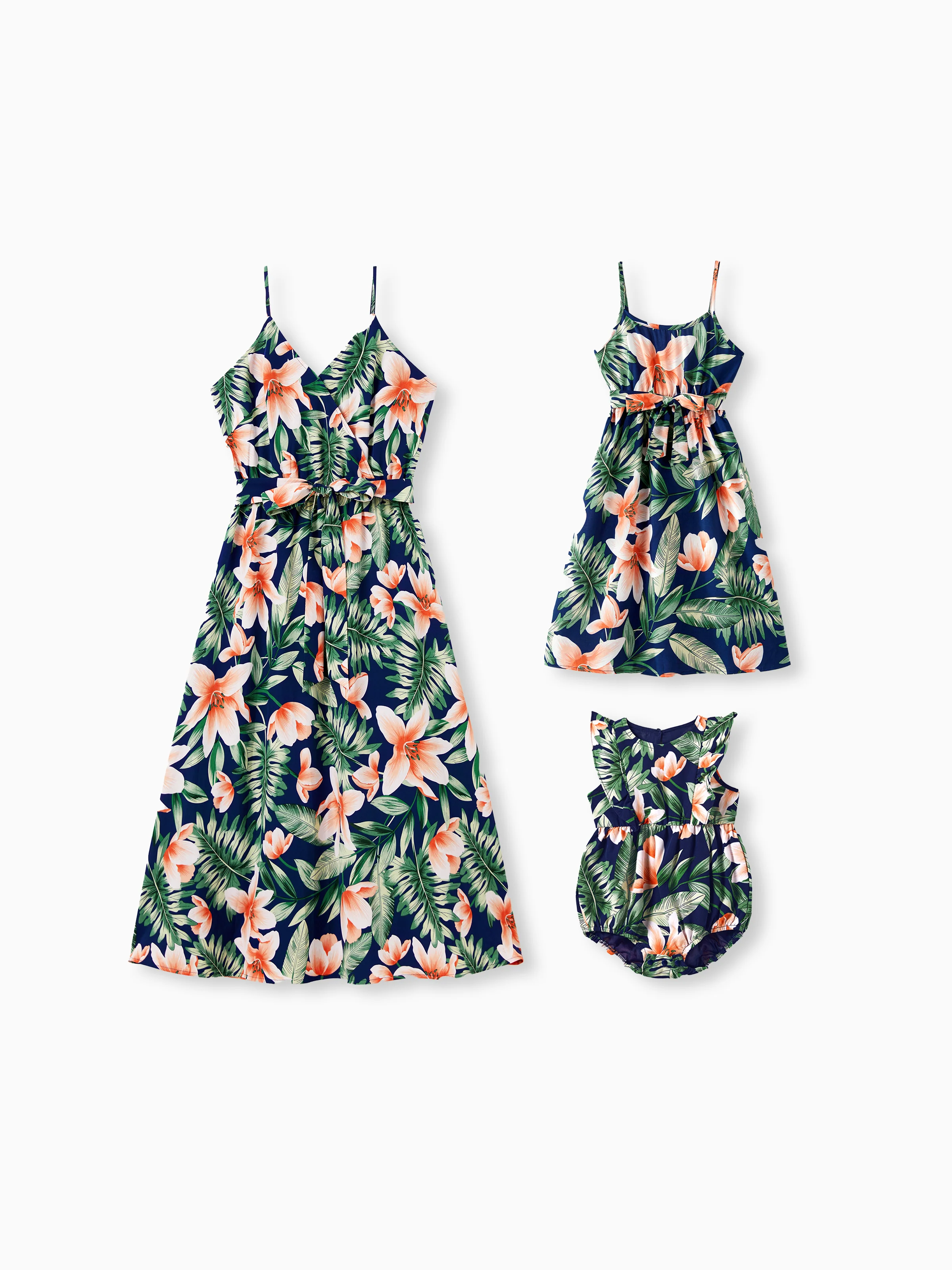 26117-mommy-and-me-family-matching-sets-floral-panel-short-sleeve-t-shirts-or-all-over-floral-print-v-neck-spaghetti-strap-midi-dresses-with-hidden-snap-roy-1.webp Mommy and Me Family Matching Sets Floral Panel Short-sleeve T-shirts or All Over Floral Print V Neck Spaghetti Strap Midi Dresses with Hidden Snap royalblue