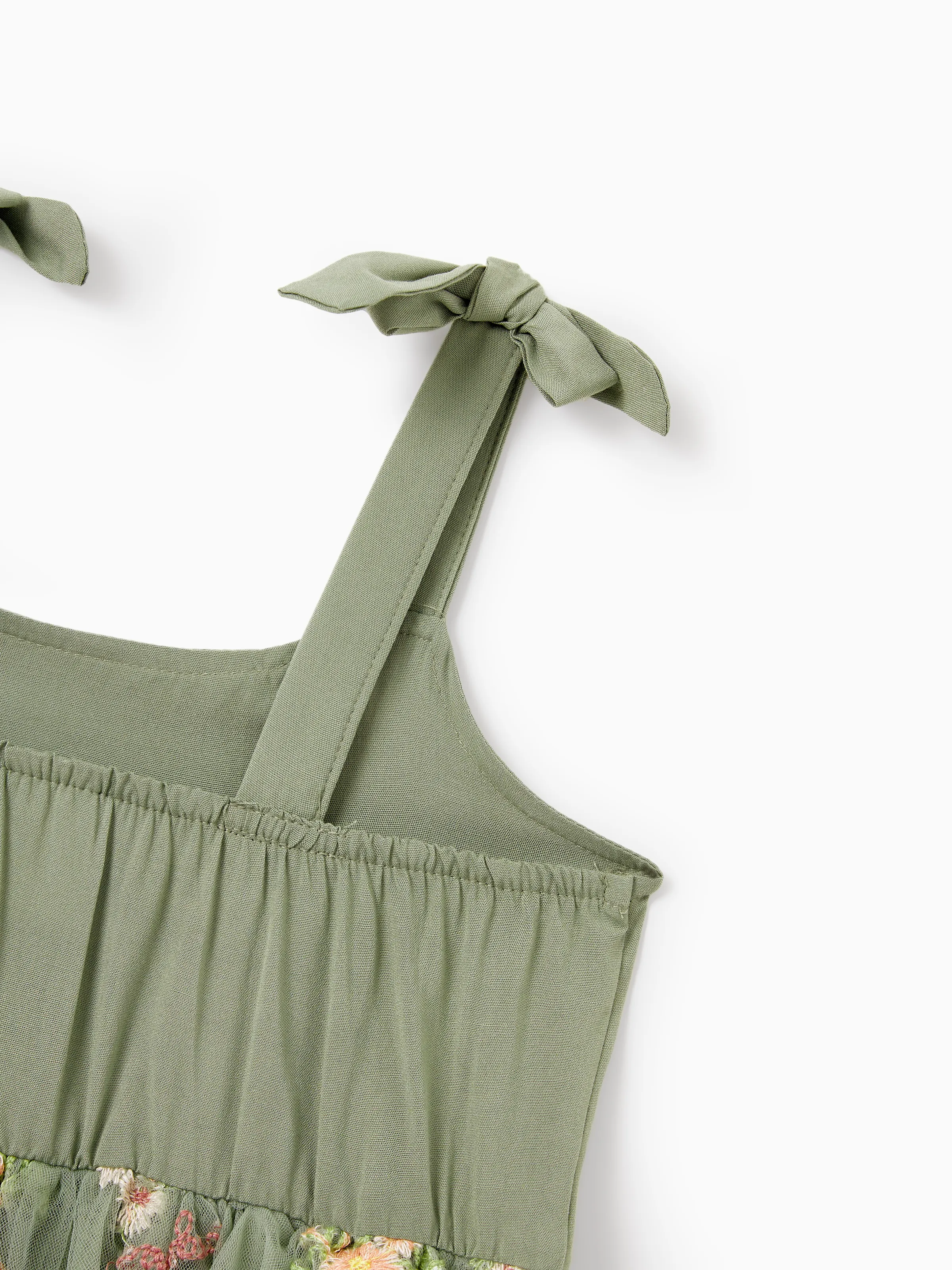 29208-toddler-kid-girl-flower-embroidered-v-neck-strappy-mesh-dress-green-7.webp Toddler/Kid Girl Flower Embroidered V-neck Strappy Mesh Dress Green