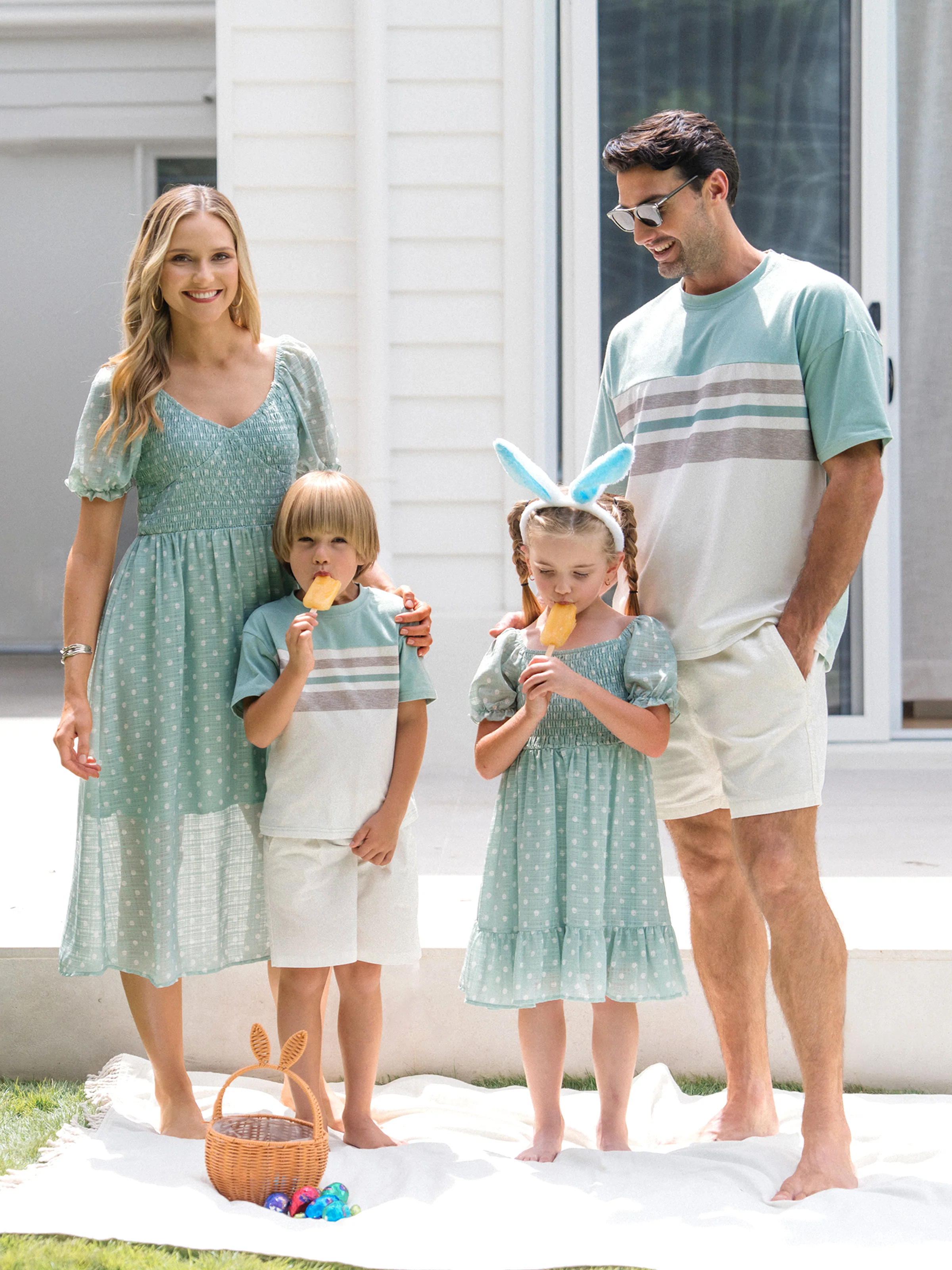 Toddler/Kid Girl Polka Dot Puff-sleeve Dress, Perfect for Family Outings & Photos Light Green